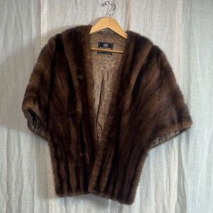 Waterman Fur Co. Women’s Brown Fur wrap; Size: M
